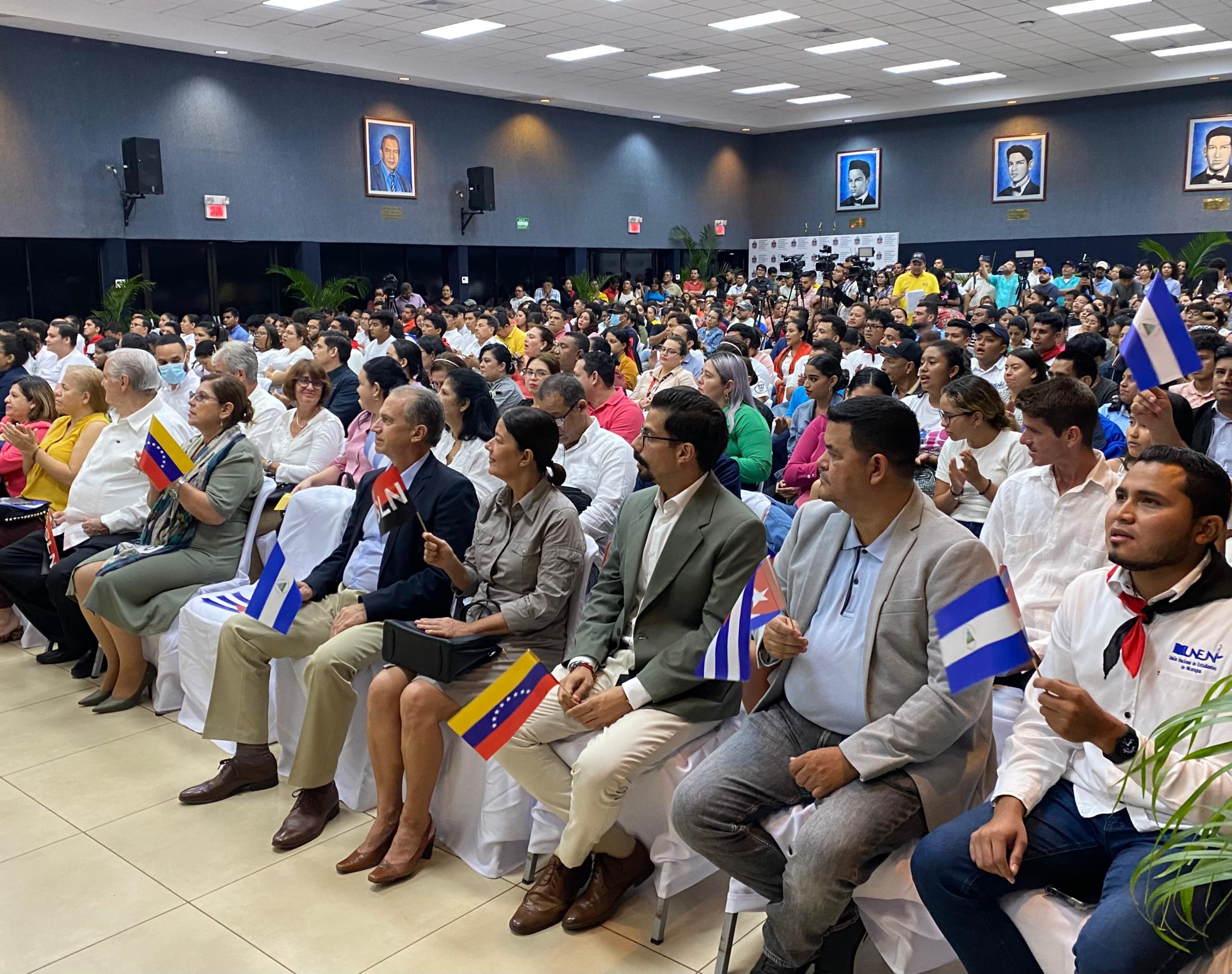 Comunidad universitaria del CNU conmemora el 71 aniversario del Asalto al Cuartel Moncada y celebra Victoria Electoral del Pueblo de Venezuela